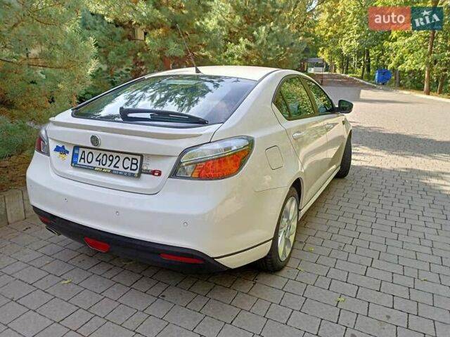 Белый МГ 6, объемом двигателя 1.8 л и пробегом 174 тыс. км за 6300 $, фото 4 на Automoto.ua