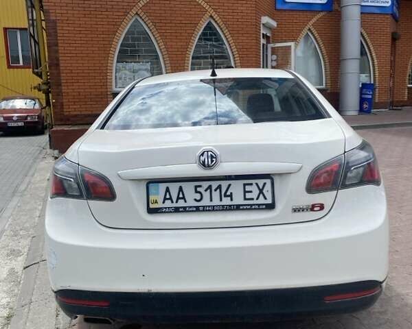 Белый МГ 6, объемом двигателя 1.8 л и пробегом 106 тыс. км за 5000 $, фото 2 на Automoto.ua