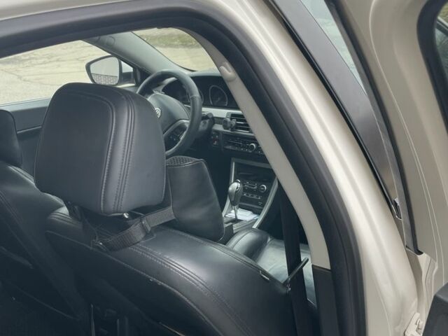 Белый МГ 6, объемом двигателя 1.8 л и пробегом 200 тыс. км за 7000 $, фото 5 на Automoto.ua