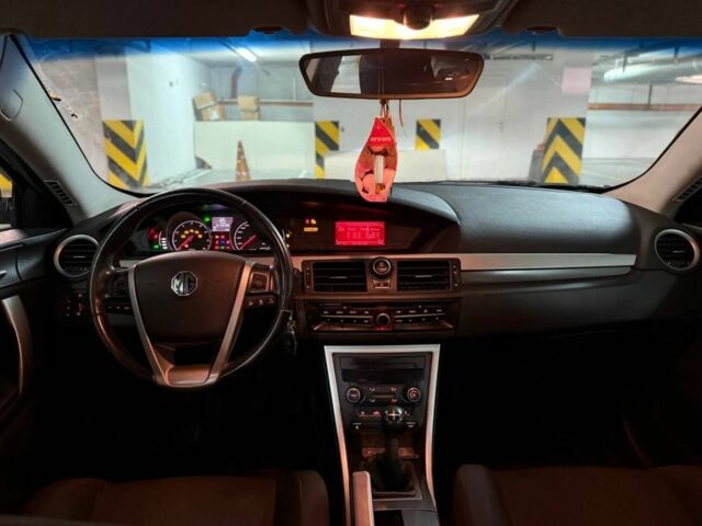 Черный МГ 6, объемом двигателя 1.8 л и пробегом 121 тыс. км за 3799 $, фото 6 на Automoto.ua