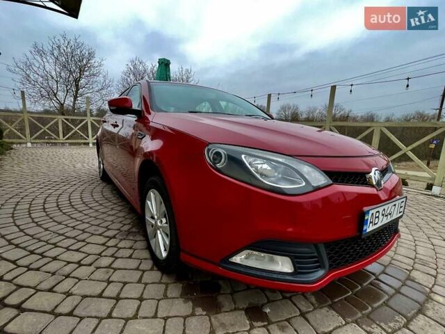 Красный МГ 6, объемом двигателя 1.8 л и пробегом 112 тыс. км за 6500 $, фото 1 на Automoto.ua