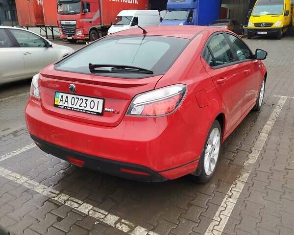 Червоний МГ 6, об'ємом двигуна 1.8 л та пробігом 16 тис. км за 8300 $, фото 4 на Automoto.ua