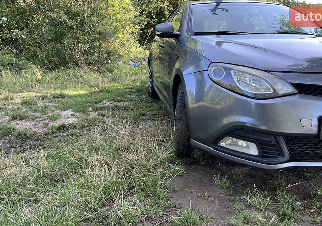 Серый МГ 6, объемом двигателя 1.8 л и пробегом 210 тыс. км за 3950 $, фото 3 на Automoto.ua