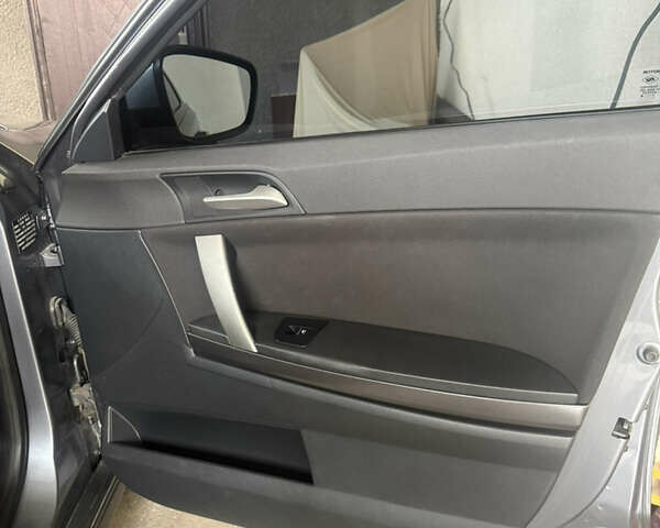 Серый МГ 6, объемом двигателя 1.8 л и пробегом 58 тыс. км за 5500 $, фото 7 на Automoto.ua