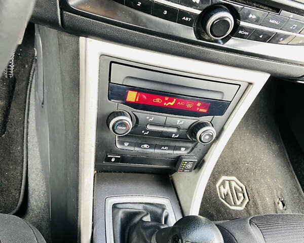 Серый МГ 6, объемом двигателя 1.8 л и пробегом 99 тыс. км за 4750 $, фото 28 на Automoto.ua