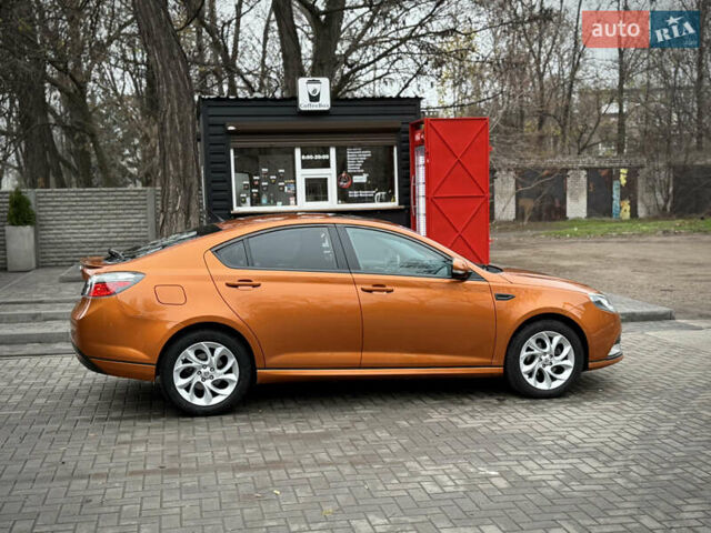 Помаранчевий МГ 6, об'ємом двигуна 1.8 л та пробігом 117 тис. км за 6500 $, фото 19 на Automoto.ua