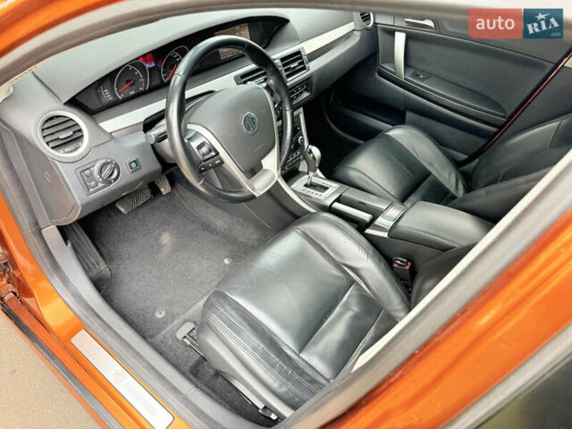 Помаранчевий МГ 6, об'ємом двигуна 1.8 л та пробігом 158 тис. км за 5850 $, фото 22 на Automoto.ua