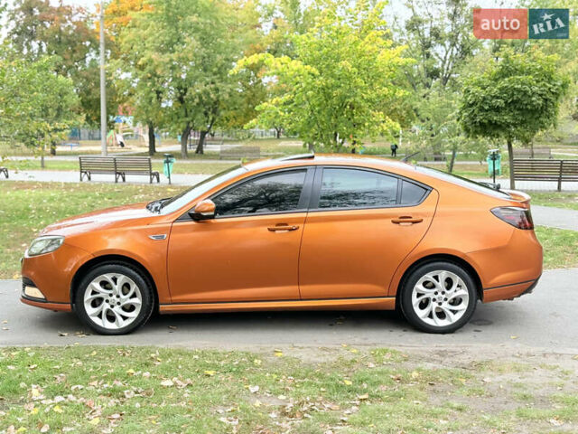 Помаранчевий МГ 6, об'ємом двигуна 1.8 л та пробігом 158 тис. км за 5850 $, фото 33 на Automoto.ua