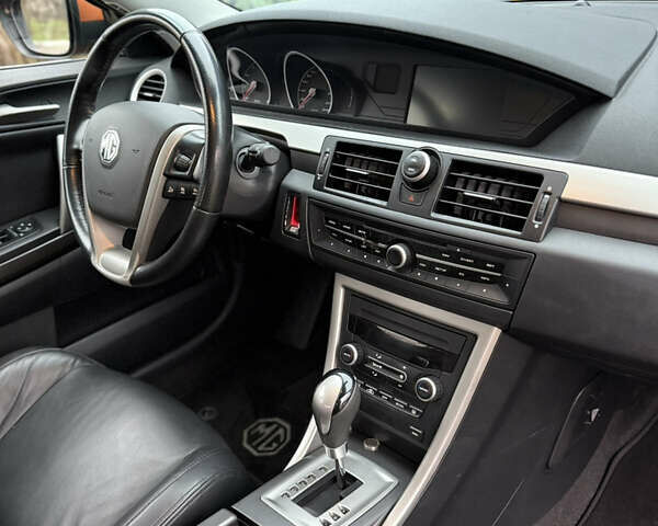 Помаранчевий МГ 6, об'ємом двигуна 1.8 л та пробігом 117 тис. км за 6500 $, фото 9 на Automoto.ua