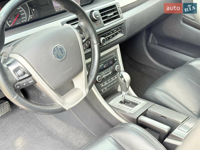 Помаранчевий МГ 6, об'ємом двигуна 1.8 л та пробігом 158 тис. км за 5850 $, фото 40 на Automoto.ua