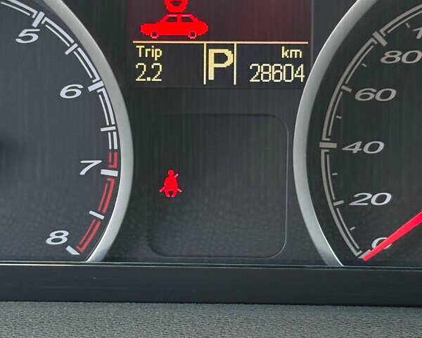 Оранжевый МГ 6, объемом двигателя 1.8 л и пробегом 28 тыс. км за 8200 $, фото 4 на Automoto.ua
