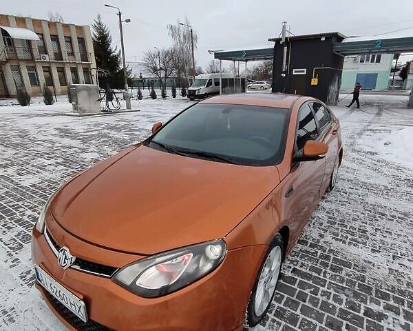 Оранжевый МГ 6, объемом двигателя 1.8 л и пробегом 154 тыс. км за 7200 $, фото 12 на Automoto.ua