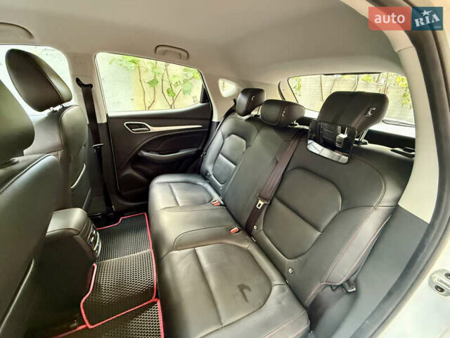 Белый МГ ЗС, объемом двигателя 1.5 л и пробегом 24 тыс. км за 15800 $, фото 17 на Automoto.ua