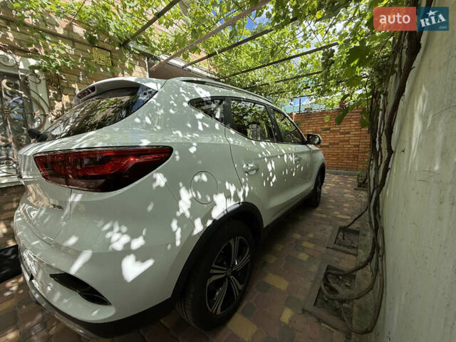 Белый МГ ЗС, объемом двигателя 1.5 л и пробегом 24 тыс. км за 15800 $, фото 2 на Automoto.ua