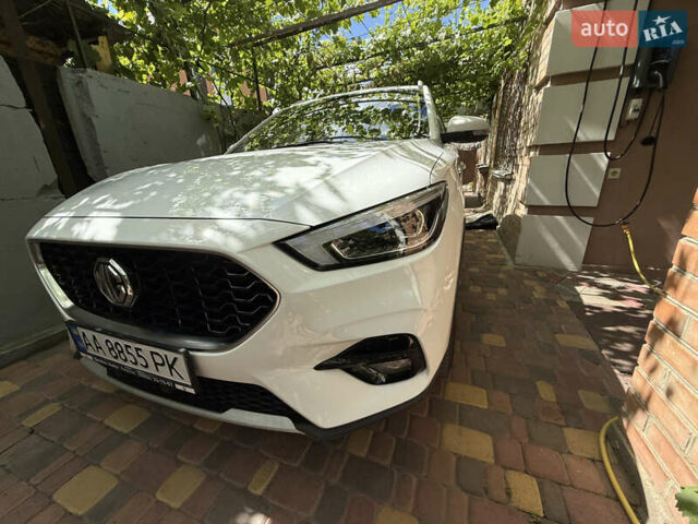 Белый МГ ЗС, объемом двигателя 1.5 л и пробегом 24 тыс. км за 15800 $, фото 7 на Automoto.ua