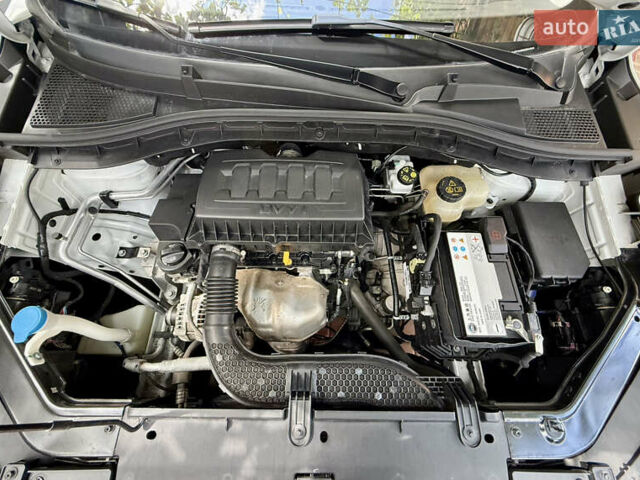 Белый МГ ЗС, объемом двигателя 1.5 л и пробегом 24 тыс. км за 15800 $, фото 28 на Automoto.ua