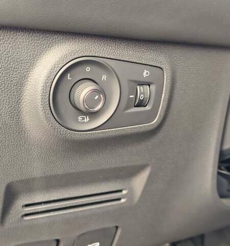 Білий МГ ЗС, об'ємом двигуна 1.5 л та пробігом 7 тис. км за 16700 $, фото 24 на Automoto.ua