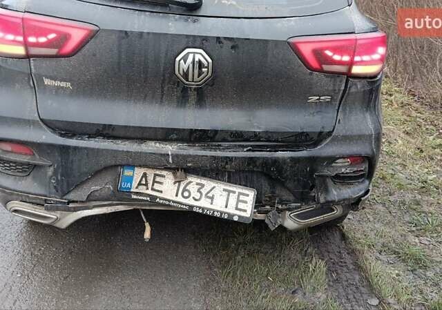 Черный МГ ЗС, объемом двигателя 1.5 л и пробегом 6 тыс. км за 13700 $, фото 22 на Automoto.ua