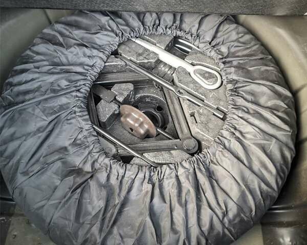 Черный МГ ЗС, объемом двигателя 1.5 л и пробегом 6 тыс. км за 13700 $, фото 14 на Automoto.ua