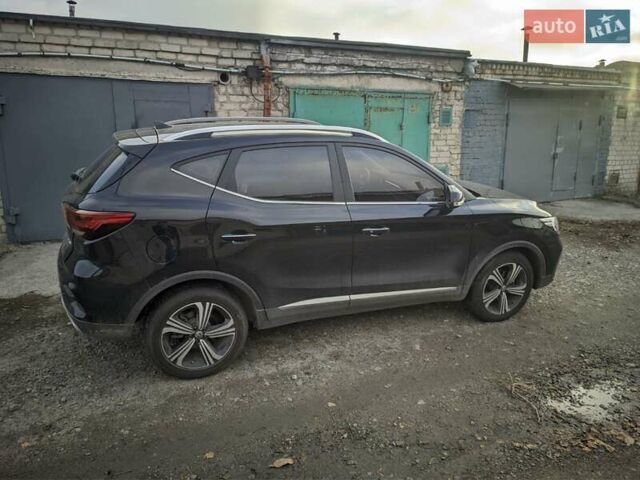 Черный МГ ЗС, объемом двигателя 1.5 л и пробегом 6 тыс. км за 13700 $, фото 3 на Automoto.ua