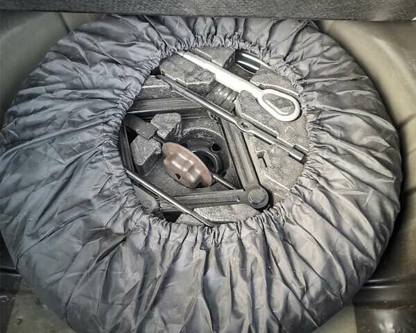 Чорний МГ ЗС, об'ємом двигуна 1.5 л та пробігом 6 тис. км за 13900 $, фото 5 на Automoto.ua