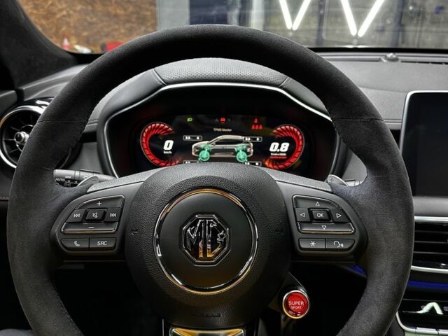 Черный МГ ЗС, объемом двигателя 0 л и пробегом 34 тыс. км за 20000 $, фото 4 на Automoto.ua