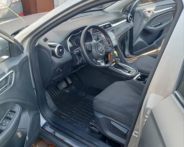 Сірий МГ ЗС, об'ємом двигуна 1.5 л та пробігом 24 тис. км за 18499 $, фото 2 на Automoto.ua