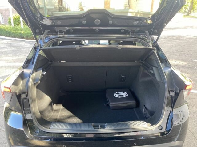 Чорний МГ Інша, об'ємом двигуна 0 л та пробігом 12 тис. км за 18499 $, фото 3 на Automoto.ua