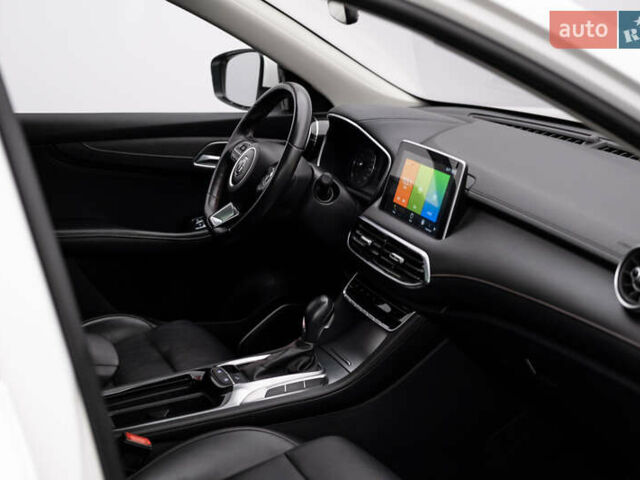 Белый МГ HS, объемом двигателя 1.49 л и пробегом 41 тыс. км за 17360 $, фото 14 на Automoto.ua