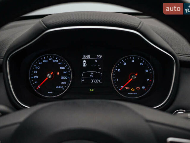 Белый МГ HS, объемом двигателя 1.49 л и пробегом 37 тыс. км за 17909 $, фото 10 на Automoto.ua