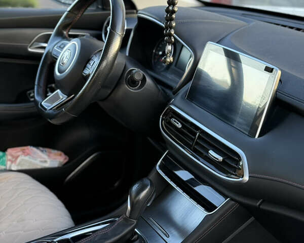 Білий МГ HS, об'ємом двигуна 1.49 л та пробігом 39 тис. км за 19500 $, фото 11 на Automoto.ua