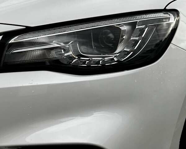 Белый МГ HS, объемом двигателя 1.49 л и пробегом 48 тыс. км за 16500 $, фото 5 на Automoto.ua