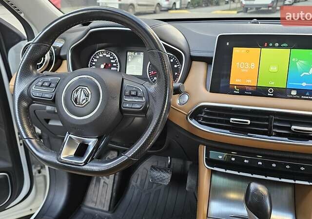 Белый МГ HS, объемом двигателя 1.49 л и пробегом 49 тыс. км за 17500 $, фото 19 на Automoto.ua