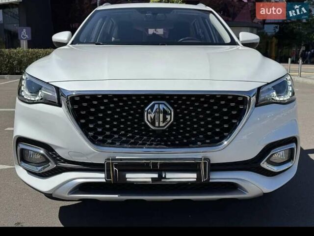 Білий МГ HS, об'ємом двигуна 1.49 л та пробігом 35 тис. км за 19200 $, фото 4 на Automoto.ua