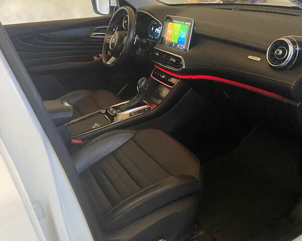 Белый МГ HS, объемом двигателя 2 л и пробегом 30 тыс. км за 21500 $, фото 29 на Automoto.ua