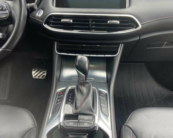 Белый МГ HS, объемом двигателя 2 л и пробегом 30 тыс. км за 19400 $, фото 18 на Automoto.ua