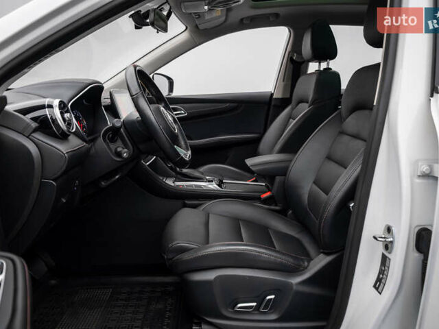 Белый МГ HS, объемом двигателя 1.49 л и пробегом 36 тыс. км за 17183 $, фото 7 на Automoto.ua