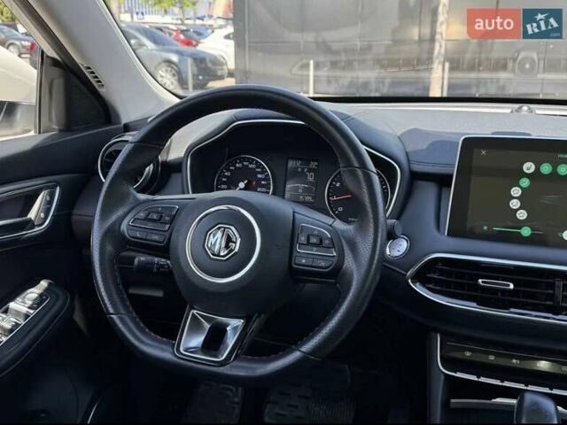 Білий МГ HS, об'ємом двигуна 1.49 л та пробігом 35 тис. км за 19200 $, фото 2 на Automoto.ua