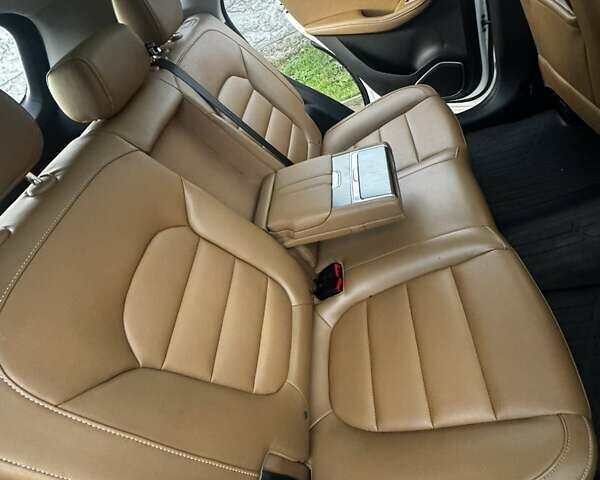 Белый МГ HS, объемом двигателя 1.49 л и пробегом 48 тыс. км за 16500 $, фото 25 на Automoto.ua