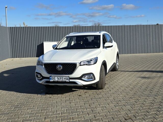 Белый МГ HS, объемом двигателя 1.5 л и пробегом 83 тыс. км за 20000 $, фото 4 на Automoto.ua