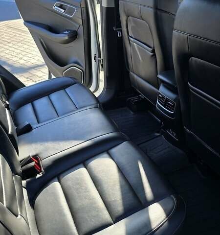 Белый МГ HS, объемом двигателя 1.5 л и пробегом 83 тыс. км за 20000 $, фото 12 на Automoto.ua