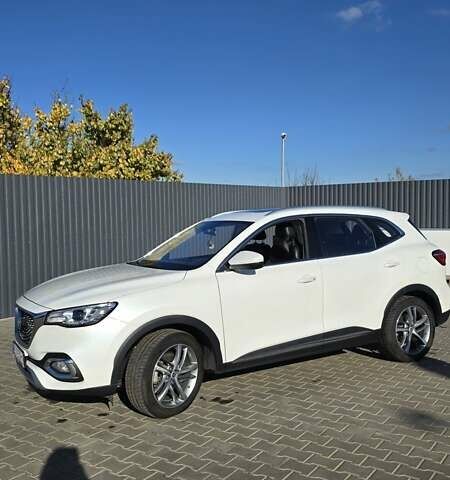 Белый МГ HS, объемом двигателя 1.5 л и пробегом 83 тыс. км за 20000 $, фото 1 на Automoto.ua