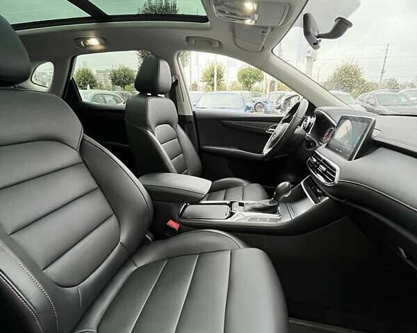 МГ HS 2023 в Киеве на Automoto.ua Белый МГ HS, объемом двигателя 1.49 л и пробегом 42 тыс. км за 19023 $, фото 16 на Automoto.ua