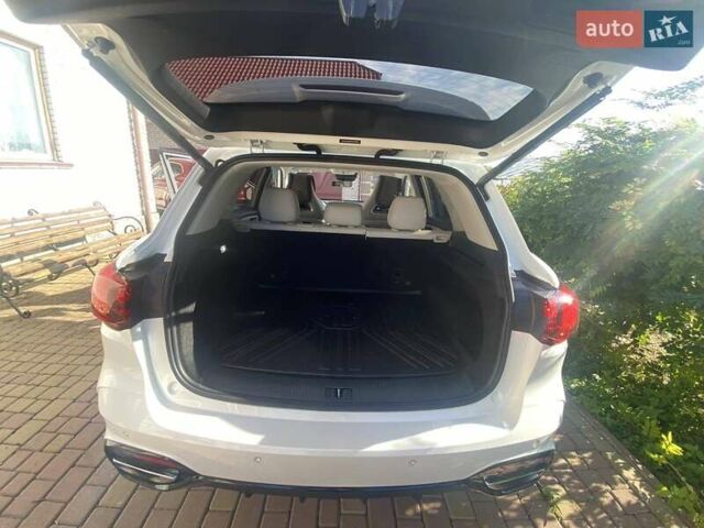 Белый МГ HS, объемом двигателя 1.49 л и пробегом 32 тыс. км за 24000 $, фото 6 на Automoto.ua