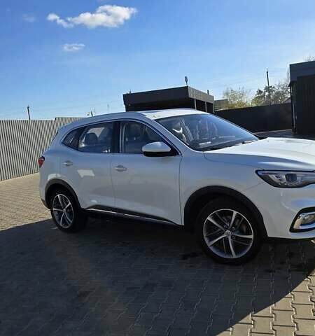 Белый МГ HS, объемом двигателя 1.5 л и пробегом 83 тыс. км за 20000 $, фото 5 на Automoto.ua