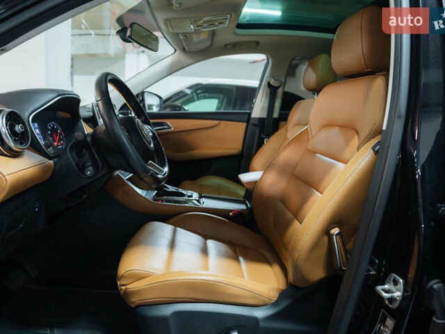 Черный МГ HS, объемом двигателя 1.49 л и пробегом 39 тыс. км за 16509 $, фото 1 на Automoto.ua