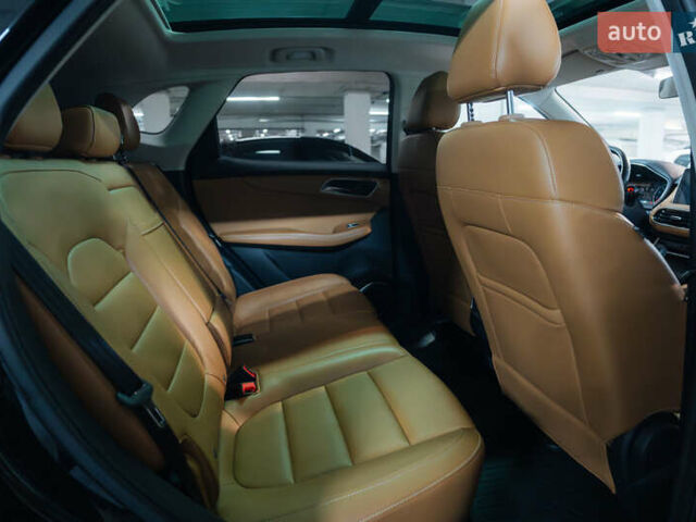 Черный МГ HS, объемом двигателя 1.49 л и пробегом 39 тыс. км за 16509 $, фото 4 на Automoto.ua