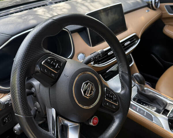 Черный МГ HS, объемом двигателя 2 л и пробегом 60 тыс. км за 18000 $, фото 1 на Automoto.ua