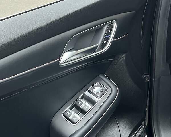 Чорний МГ HS, об'ємом двигуна 1.49 л та пробігом 81 тис. км за 14764 $, фото 17 на Automoto.ua