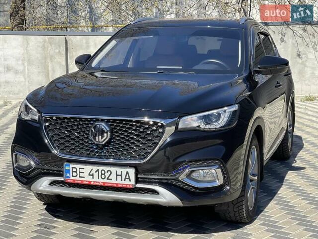 Черный МГ HS, объемом двигателя 1.49 л и пробегом 30 тыс. км за 19800 $, фото 2 на Automoto.ua